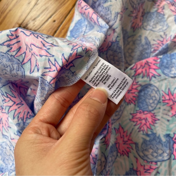 Vineyard Vines pineapple printed popover half button boho tropical shirt size 8 - Picture 4 of 12